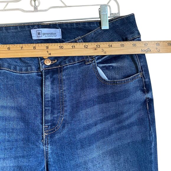 Vintage Y2K Jeans Women 11/30 Flare Leg Mid Rise Blue Flap Pocket Western Grunge - Picture 3 of 11